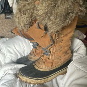 Sorel Waterproof boots. Worn, but still have life. Need a good cleaning.